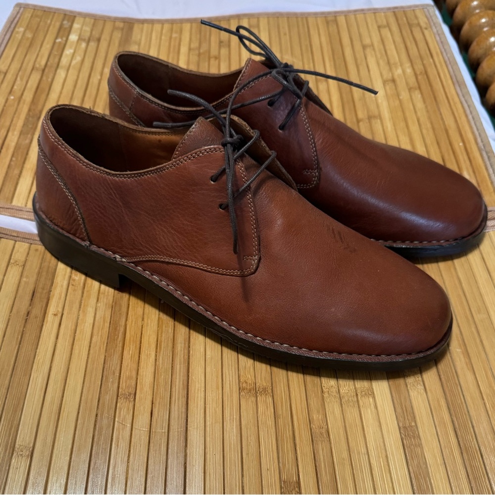 Tommy Bahama Leather Oxfords